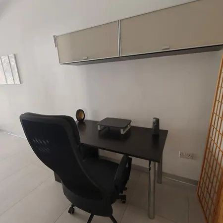 Privatunterkunft Ensuite Twin With Laundry In *