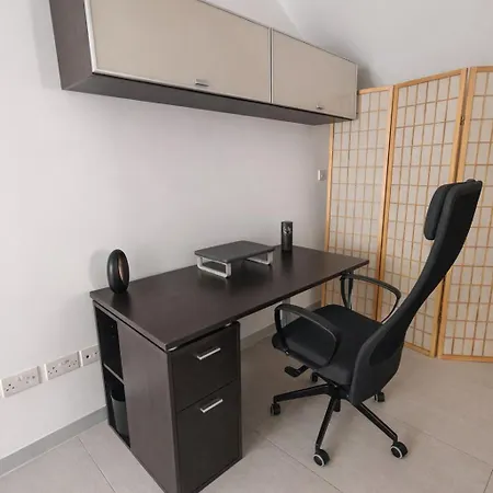 Relaxing Twin With Private Bathroom In Peaceful Near St Julians